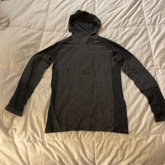 adidas Tops - Worn once adidas running top smoke and animal free home